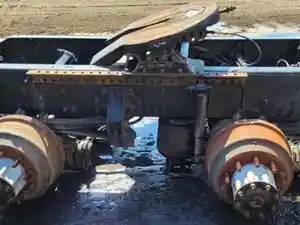 Used 2012 VOLVO Corporate Air Tandem Cutoff (Stock #529-1)) Part Image