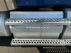 Used 2012 WESTERN STAR 4900 FA Battery Box (Stock #2023-15)) Part Image