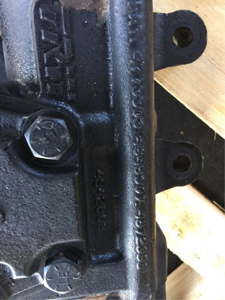 2001 VOLVO VNL670 (Stock 10717) Steering Gears TPI