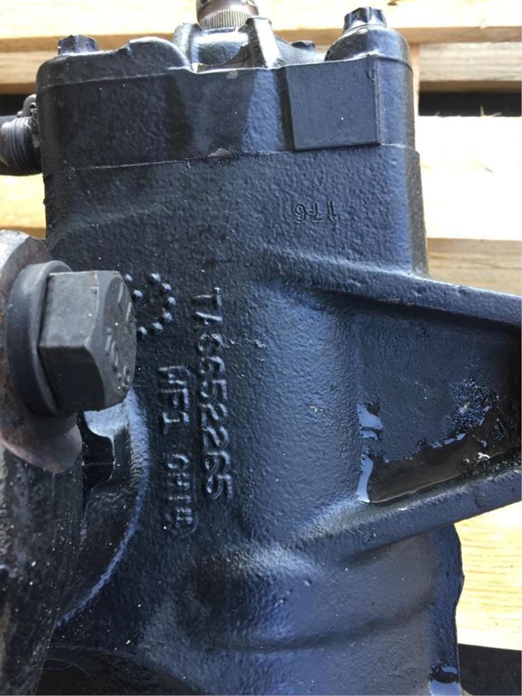 2001 VOLVO VNL670 (Stock 10717) Steering Gears TPI