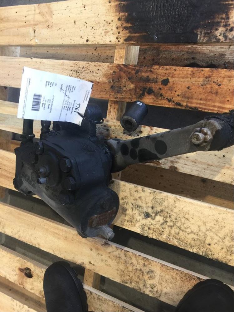 2011 VOLVO VNL670 (Stock 7761) Steering Gears TPI