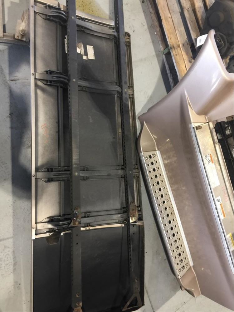 2015 FREIGHTLINER CASCADIA (Stock 11411) Cab Fairings TPI