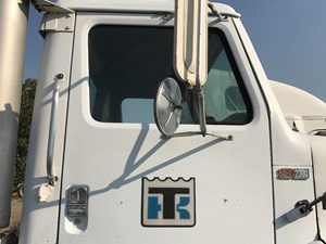 Used 1984 International 2375 Door (Stock #P-229)) Part Image