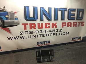 Used 1984 Mack RS686LS Bracket (Stock #P-6149)) Part Image