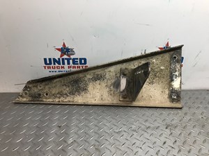Used 1990 Freightliner FLD Bracket (Stock #SV-17-22-12)) Part Image