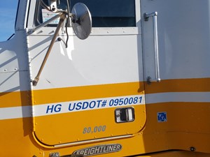 Used 1995 Freightliner FLD120 Cab (Stock #SV-17-86-3)) Part Image