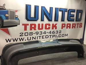 Used 1998 Kenworth T600 Grille (Stock #P-5994)) Part Image