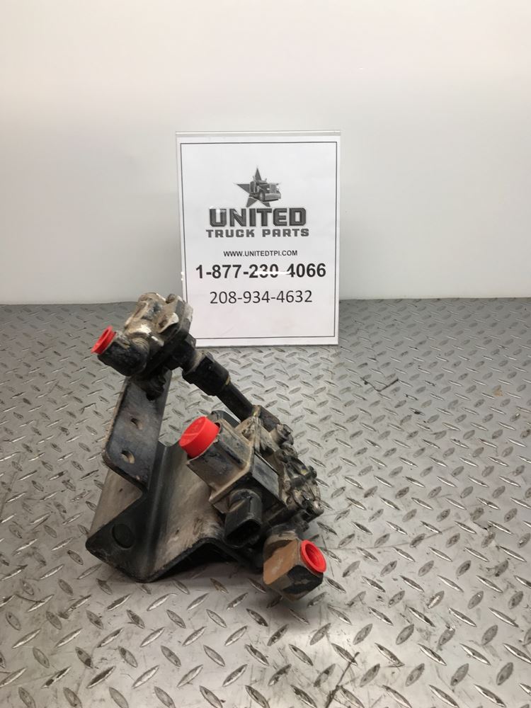 Used 1999 Bendix ABS Relay Valve for sale Gooding Idaho United States