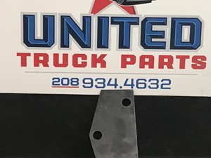 Used 1999 Freightliner FLD120 Cab Mount (Stock #P-4372)) Part Image