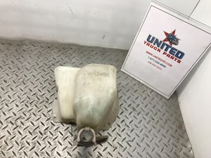 Used 2000 Peterbilt 378 Windshield Washer Reservoir (Stock #SV-18-08-121)) Part Image