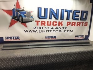 Used 2000 Peterbilt 379 UNIBILT Sleeper Part (Stock #P-5772)) Part Image