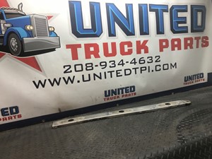 Used 2001 Freightliner CLASSIC XL 132 Bracket Image