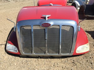 Used 2006 Peterbilt 387 Hood (Stock #SV-18-12-16)) Part Image