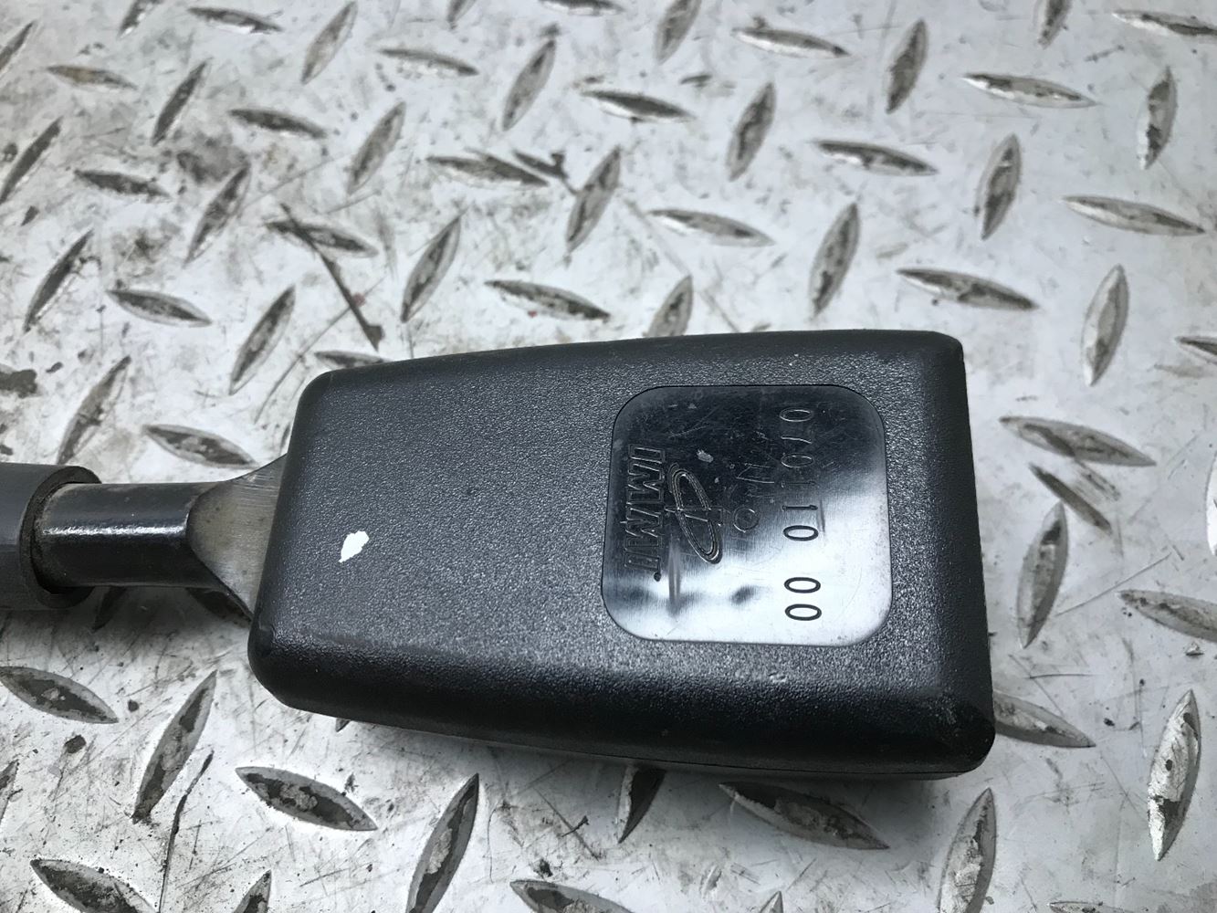 2008 Volvo VNL (Stock SV171826) Seat Belt Buckles TPI