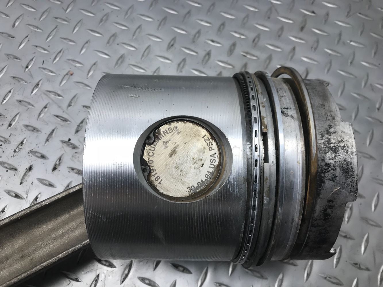 Cummins 400 Big Cam (Stock P2298) Pistons and Rods TPI