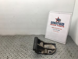 Used International Bracket (Stock #P-2993)) Part Image
