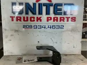 New Universal International Bracket (Stock #P-7338)) Part Image