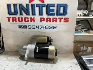 Remanufactured 1999 Komatsu Starter Image