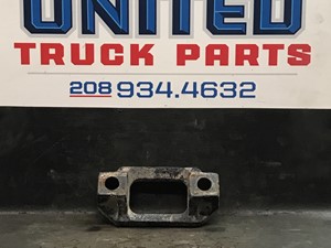 Used Universal Freightliner Cascadia Bracket (Stock #P-5044-LV)) Part Image