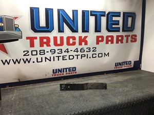 Used Universal Freightliner FLD Bracket (Stock #P-5070-LV)) Part Image