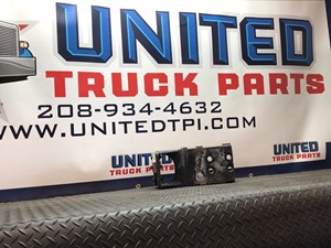 Used Universal Freightliner Bracket (Stock #P-4268)) Part Image