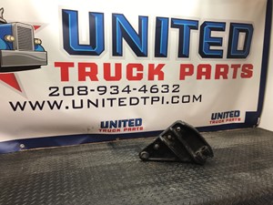 Used Universal Freightliner Spring Hanger, Steer Axle (Stock #P-4471)) Part Image