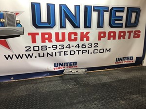 Used Universal Kenworth Bracket (Stock #P-4531)) Part Image