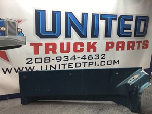 Used Universal Kenworth T600 Cab Fairing (Stock #P-5930)) Part Image
