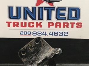 Used Universal Mack Spring Hanger, Steer Axle (Stock #P-4346)) Part Image