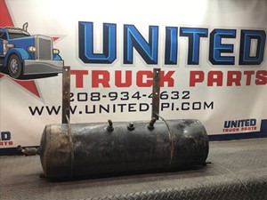 Used Universal Air Tank (Stock #P-5808)) Part Image