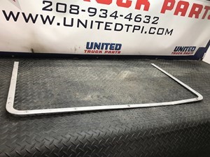Used Universal Grille (Stock #P-4810-LV)) Part Image