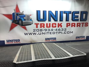 Used Universal Grille (Stock #P-5842)) Part Image
