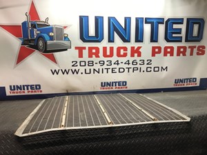 Used Universal Grille (Stock #P-5839)) Part Image