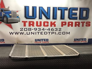 Used Universal Grille (Stock #P-5275)) Part Image