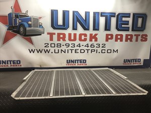 Used Universal Grille (Stock #P-5691)) Part Image