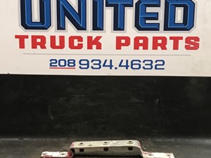 Used Universal Peterbilt 379 Bracket (Stock #P-5111)) Part Image