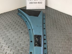Used Universal Peterbilt 379 EXT Hood Accessory (Stock #P-3923)) Part Image