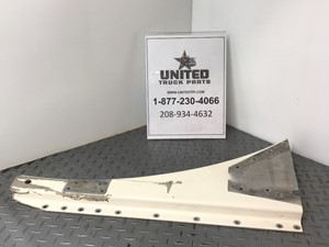 Used Universal Peterbilt 379 EXT Hood Accessory (Stock #P-3926)) Part Image