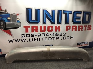 Used Universal Peterbilt 379 Grille (Stock #P-5190)) Part Image