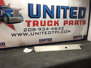 Used Universal Peterbilt 379 Hood Accessory (Stock #P-5156)) Part Image