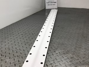 Used Universal Peterbilt 379 Hood Accessory (Stock #P-3931)) Part Image