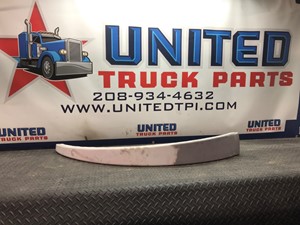 Used Universal Peterbilt 379 Hood Accessory (Stock #P-5166)) Part Image