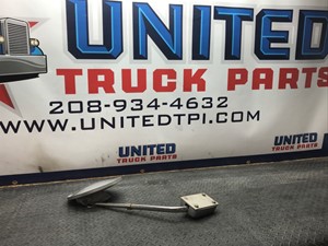 Used Universal Peterbilt 379 Mirror Image
