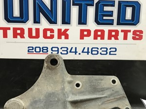 Used Universal Peterbilt Bracket (Stock #P-5130)) Part Image