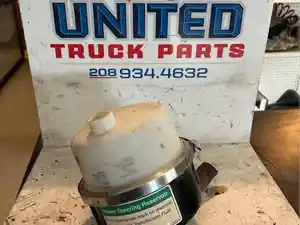 Used 2004 Freightliner Columbia 112 Power Steering Reservoir (Stock #SV-17-87-42)) Part Image