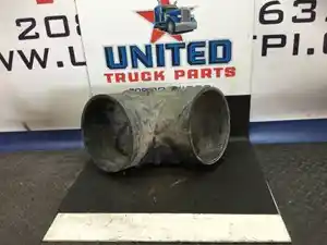 Used Air Cleaner (Stock #P-6371)) Part Image