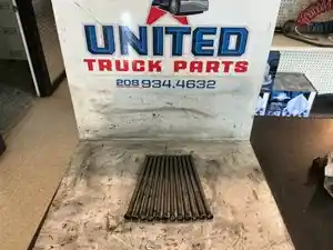 Used Caterpillar C10 Piston & Rod (Stock #P-7480)) Part Image
