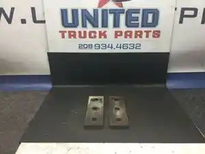Used Ford Bracket (Stock #P-6359)) Part Image