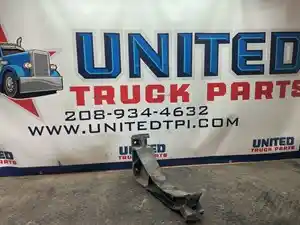 Used Freightliner FLD Bracket (Stock #P-7391)) Part Image