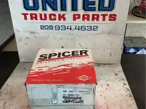 Used International Driveshaft Part (Stock #P-7292)) Part Image